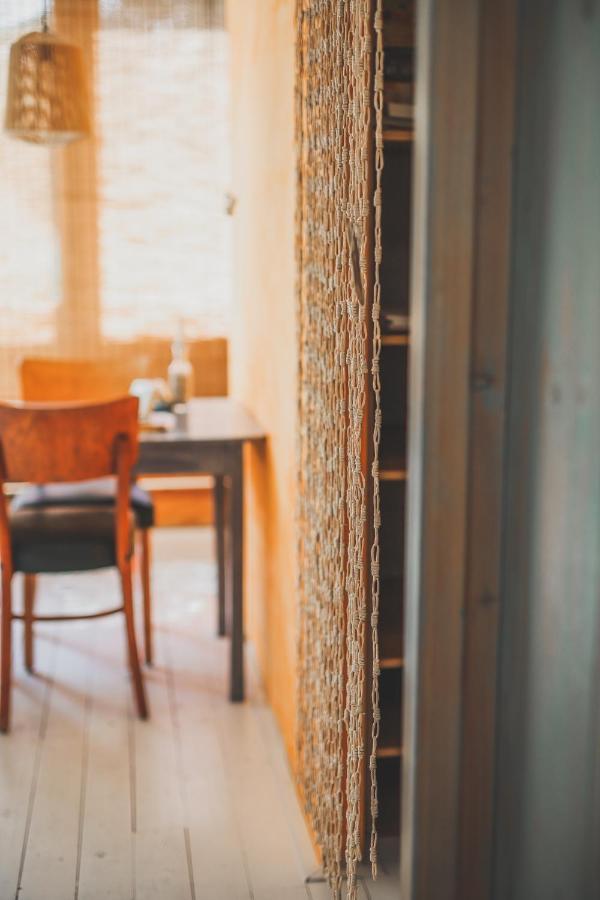 In De Aap - Appartementen & Guesthouse 卑尔根 外观 照片