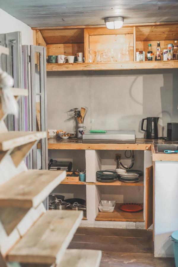 In De Aap - Appartementen & Guesthouse 卑尔根 外观 照片