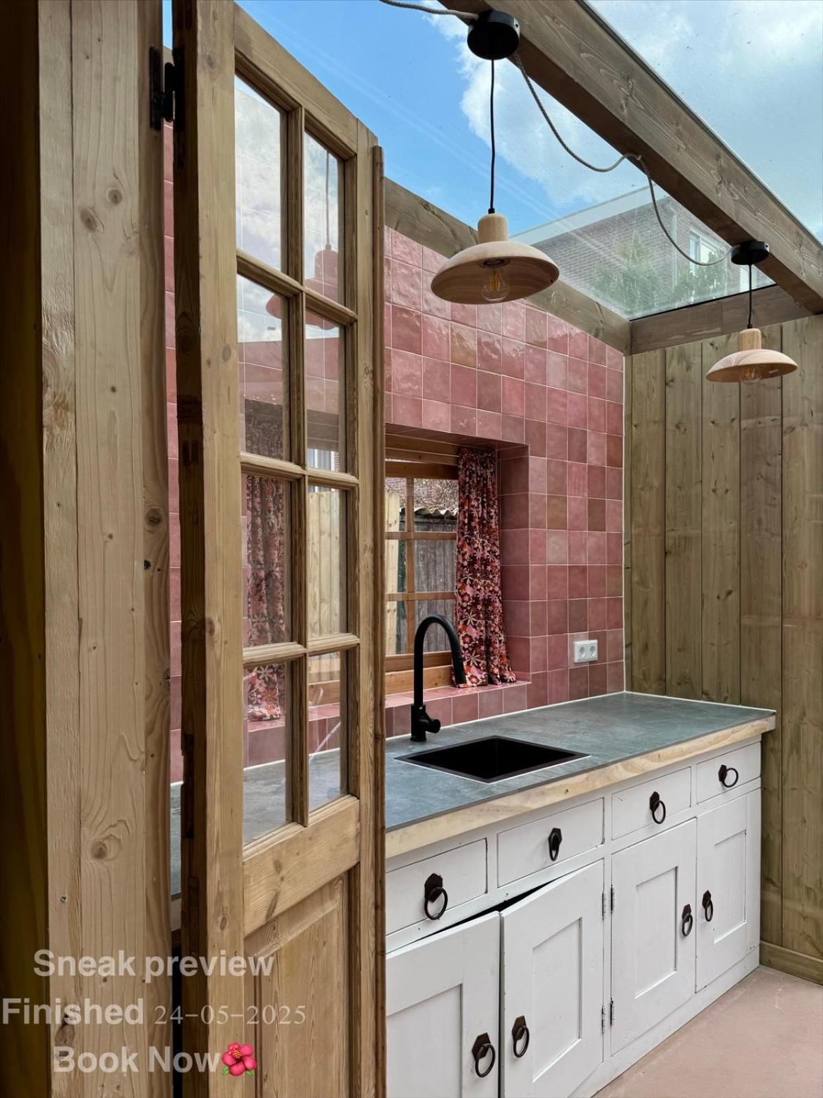 In De Aap - Appartementen & Guesthouse 卑尔根 外观 照片